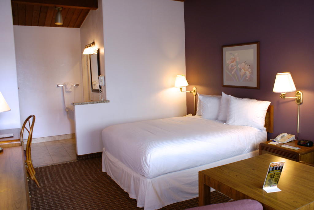 Days Inn Harbor View ซานดิเอโก ภายนอก รูปภาพ