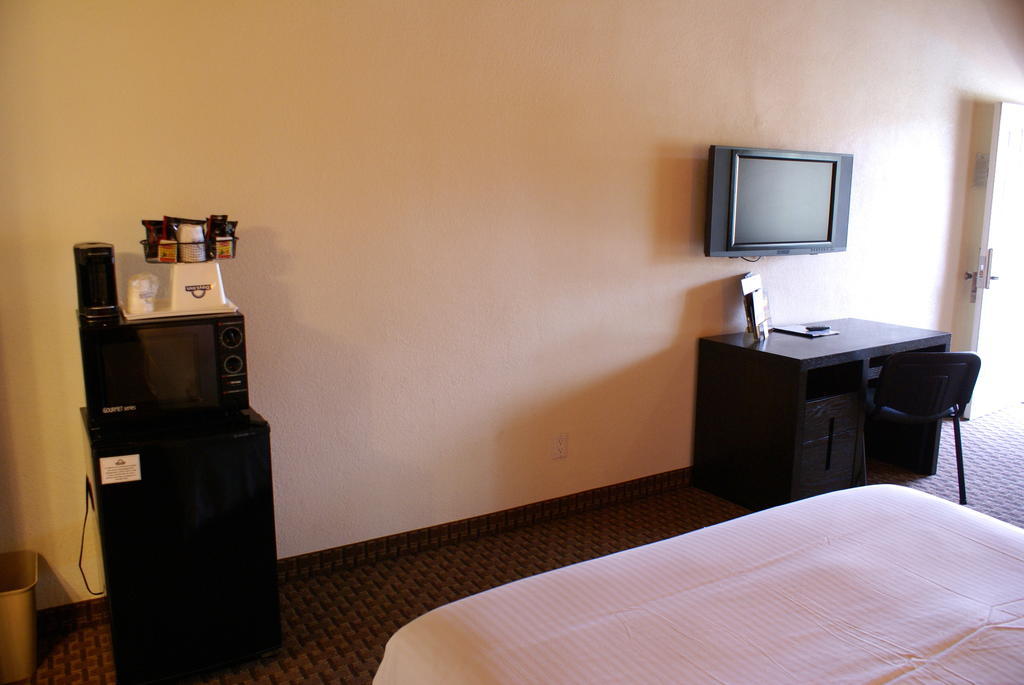 Days Inn Harbor View ซานดิเอโก ภายนอก รูปภาพ