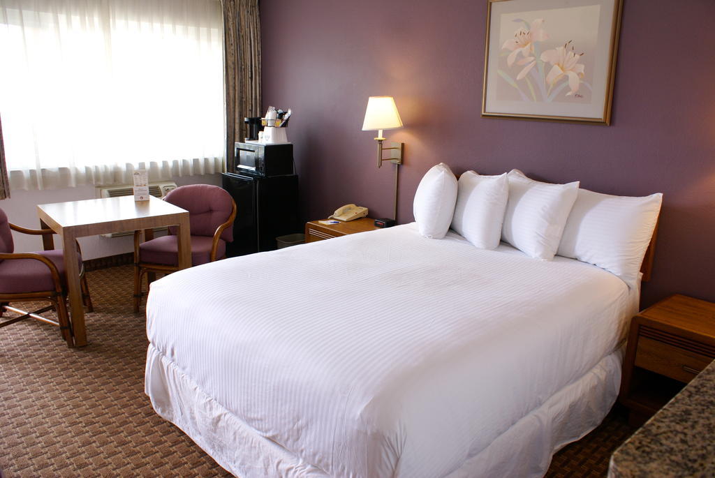 Days Inn Harbor View ซานดิเอโก ภายนอก รูปภาพ